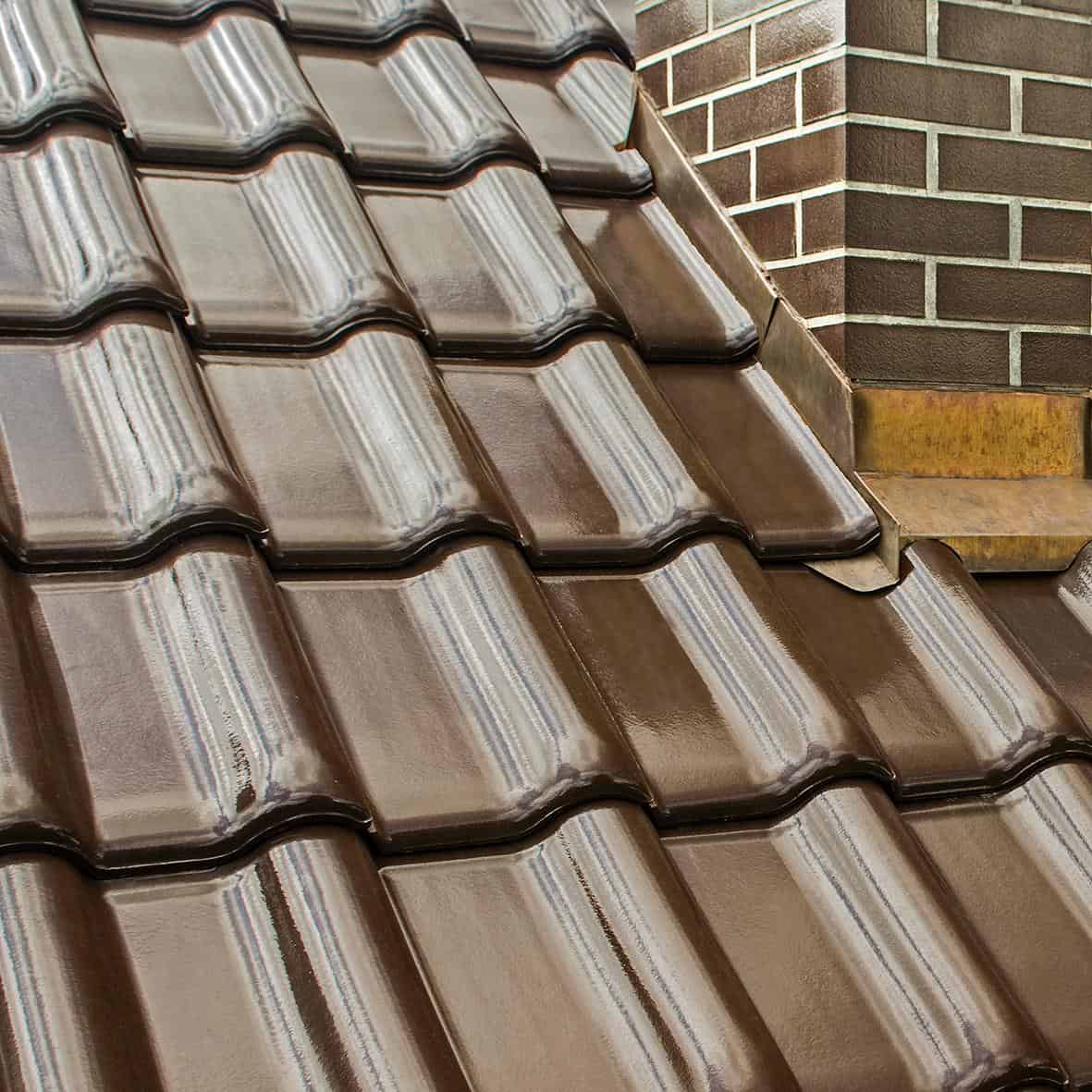 Dachówka ceramiczna czy betonowa? Którą dachówkę wybrać?